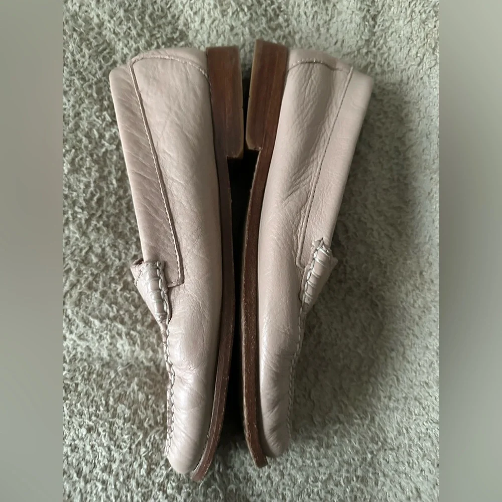 G.H. Bass Weejuns Soft Blush Pink Leather Penny classic Loafers - Size 9M - Picture 9 of 11